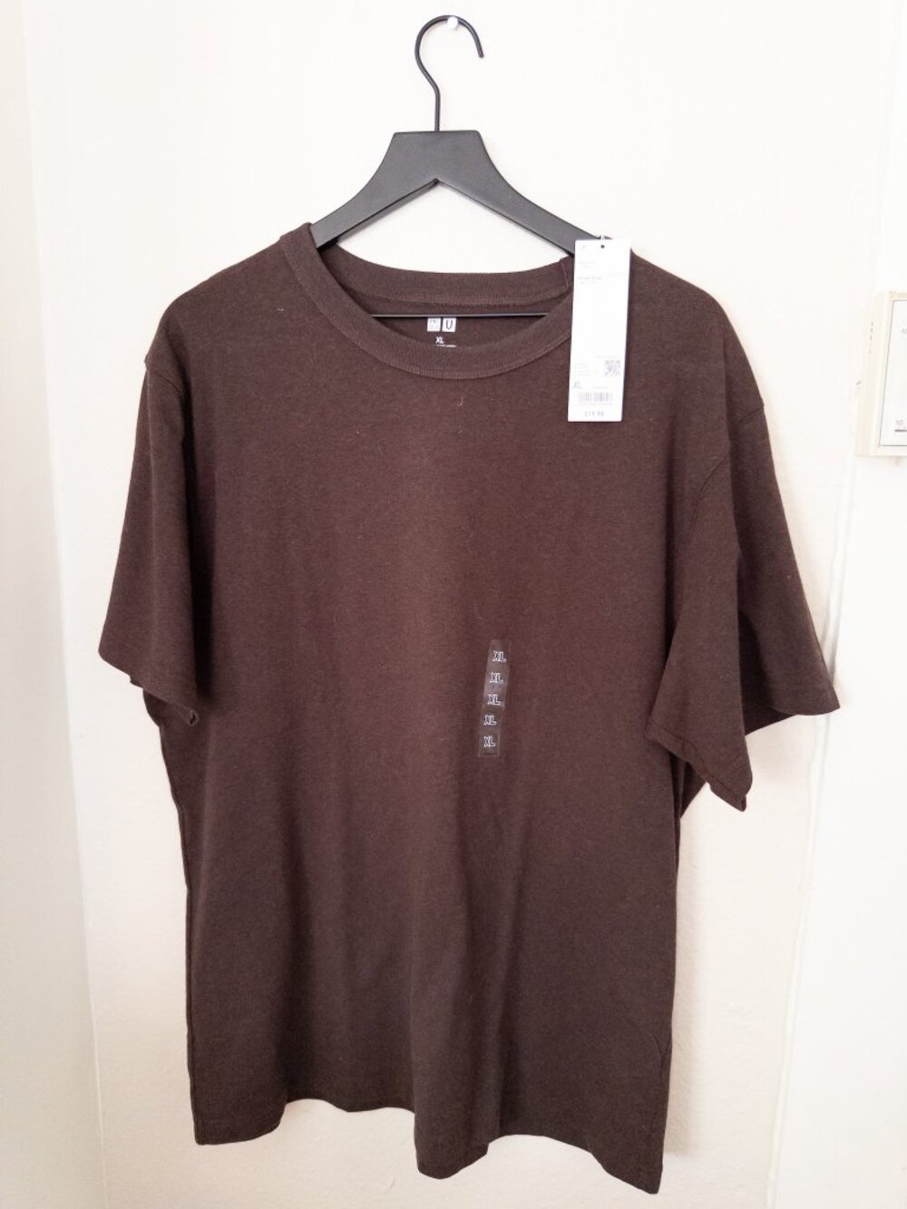 NWT Uniqulo AIRism Cotton T-Shirt, dark brown - XL